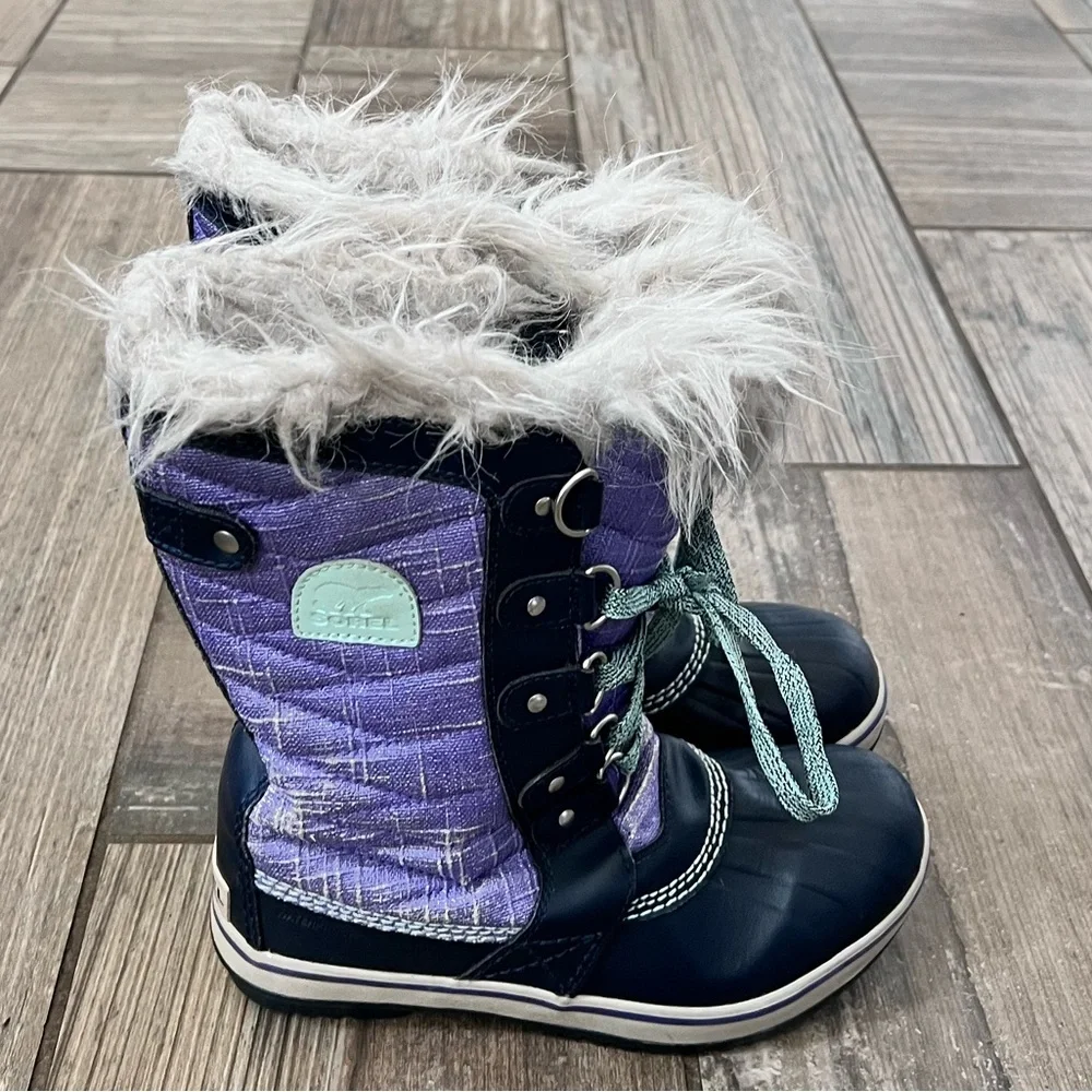 Sorel Kids Lavender and Black Winter Boots